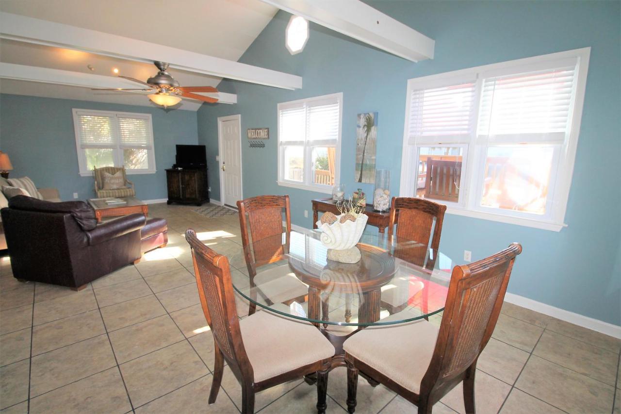 Salty Shack Unit C - Salty Shack - Dog Friendly Home - Across From The Beach - Central Location! Folly Beach Buitenkant foto